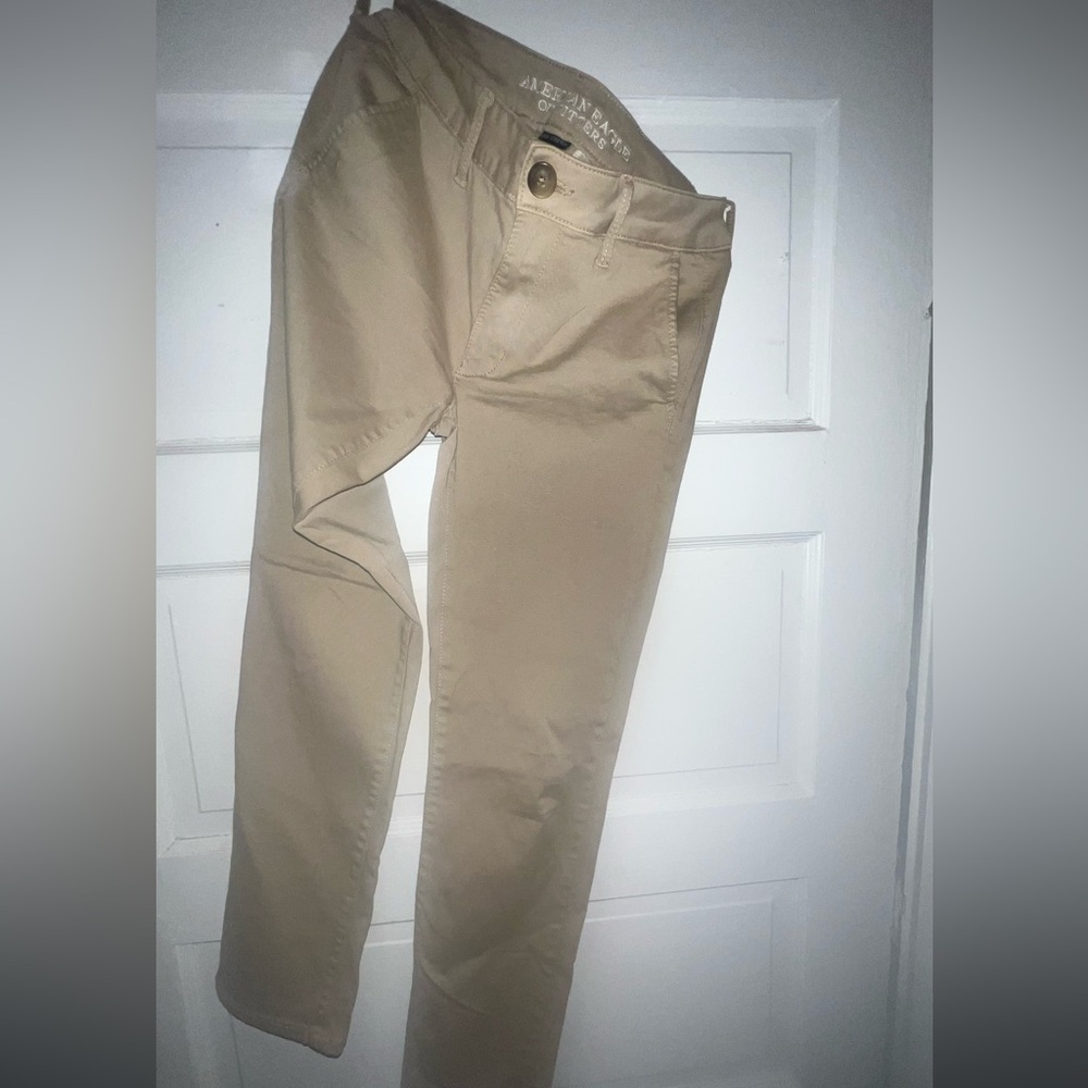 American Eagle, khakis